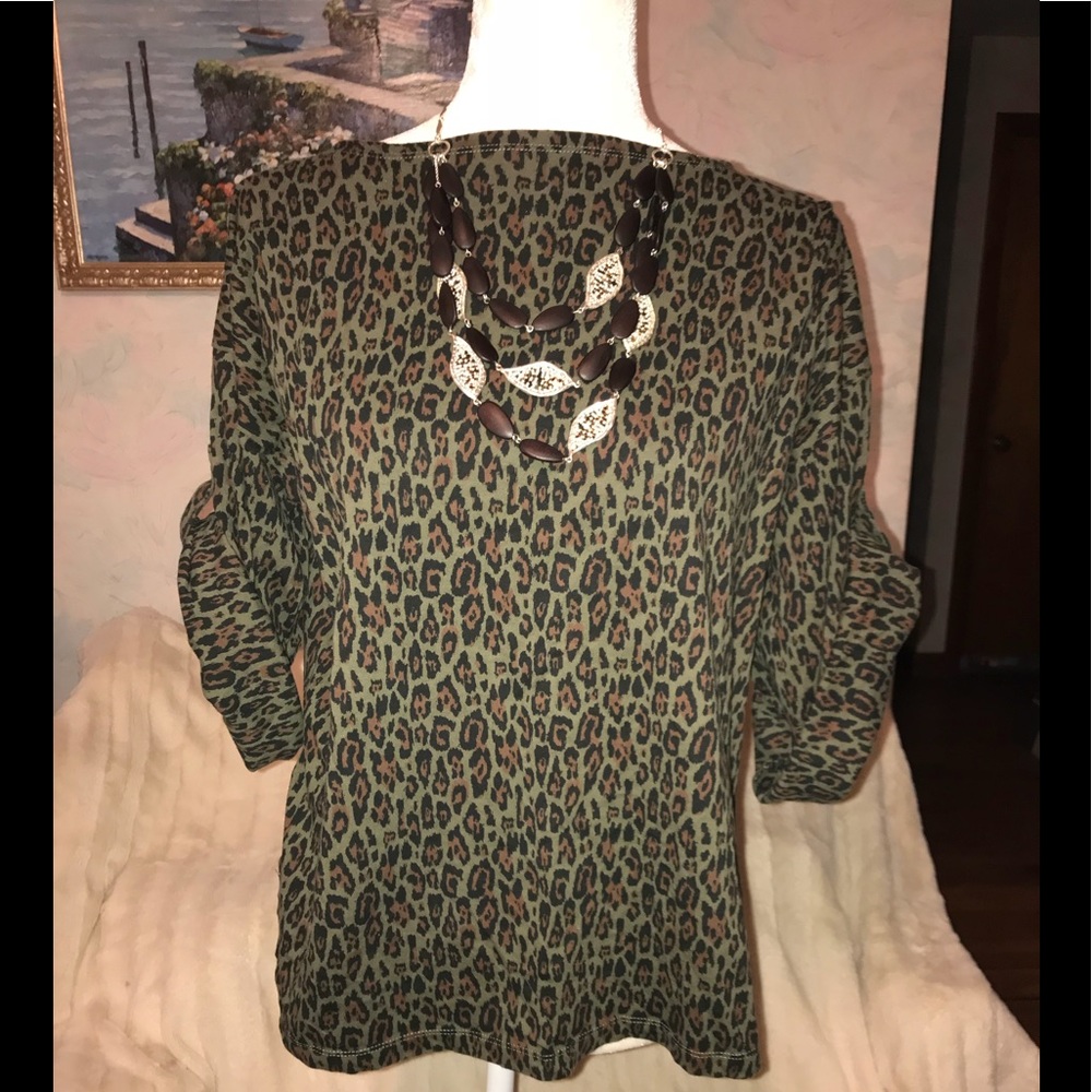 XS - DG2 olive / brown camo roll tab sleeve shirt